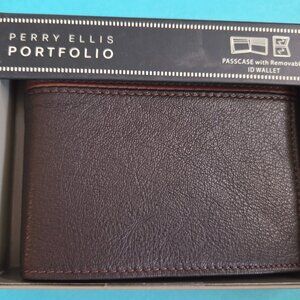 NWT in Box Mens Perry Ellis Portfolio Wallet luxury quality, premium leather